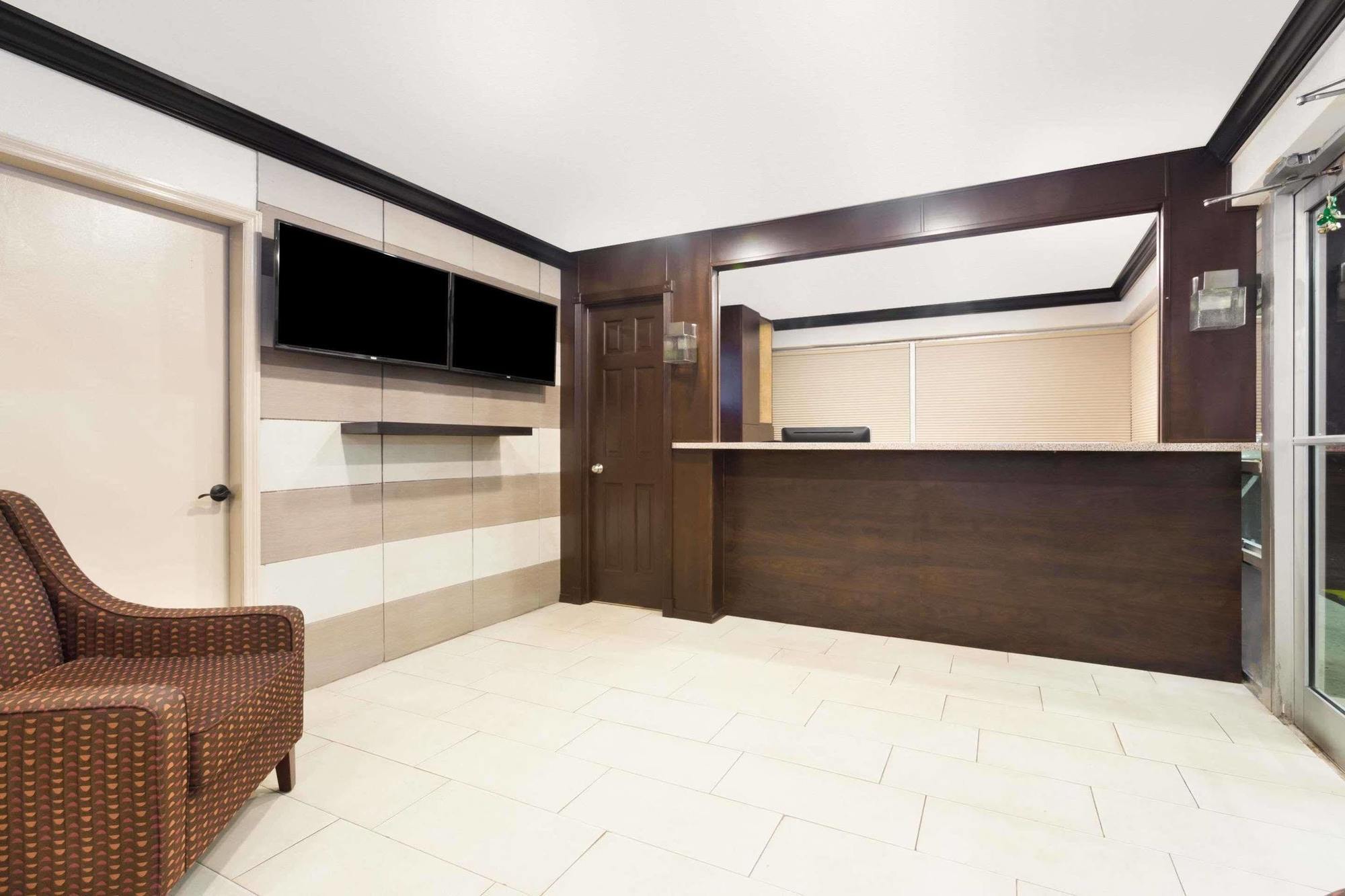 Econo Lodge Inn & Suites Florida City Kültér fotó